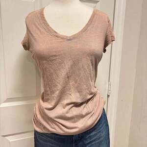 Billabong Mineral Washed V-Neck T-Shirt